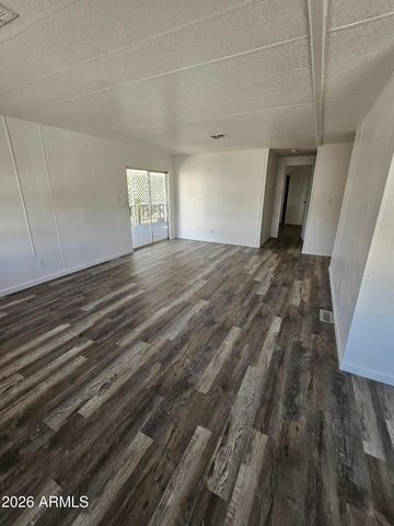 2650 W UNION HILLS Drive 328, Phoenix, AZ 85027