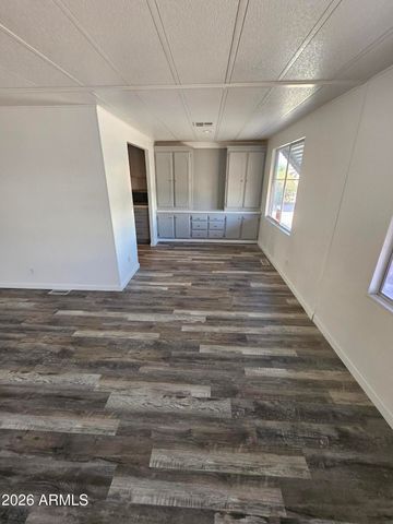2650 W UNION HILLS Drive 328, Phoenix, AZ 85027