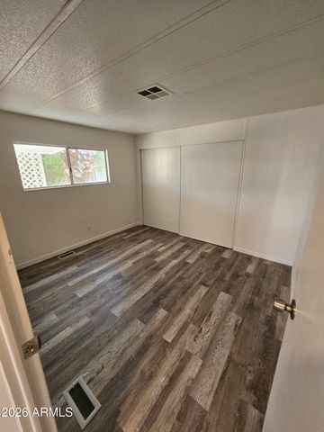 2650 W UNION HILLS Drive 328, Phoenix, AZ 85027