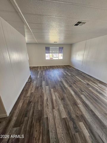 2650 W UNION HILLS Drive 328, Phoenix, AZ 85027