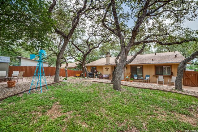 9215 KINGS CROSS ST, San Antonio, TX 78254