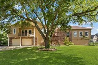 212 Shoreacres Boulevard, Shoreacres, TX 77571