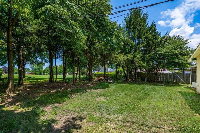 1914 Walden Drive, Columbus, OH 43229