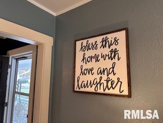 1 JONES Place, Jacksonville, IL 62650