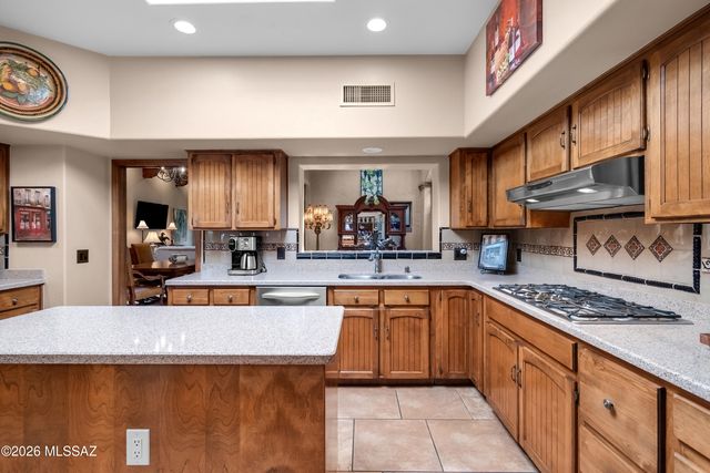 5631 E Sutler Lane, Tucson, AZ 85712