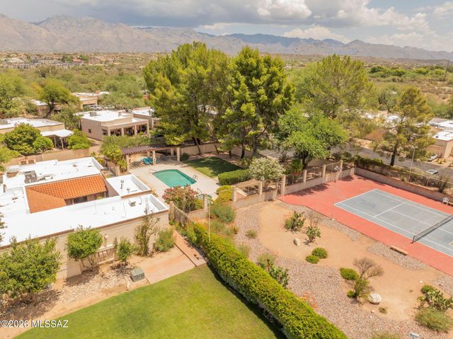 5631 E Sutler Lane, Tucson, AZ 85712