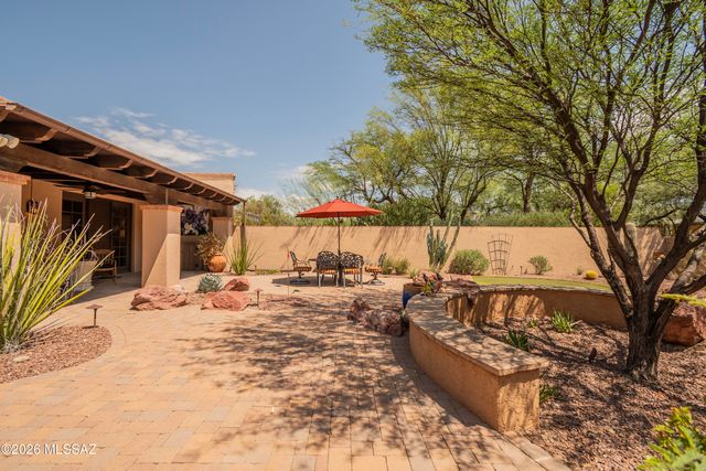 5631 E Sutler Lane, Tucson, AZ 85712