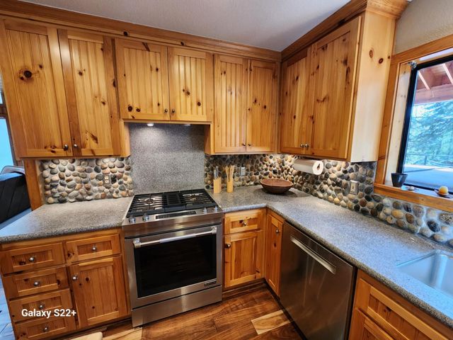 281 Bloods Ridge Rd, Bear Valley, CA 95223