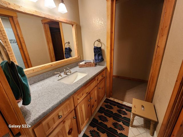 281 Bloods Ridge Rd, Bear Valley, CA 95223