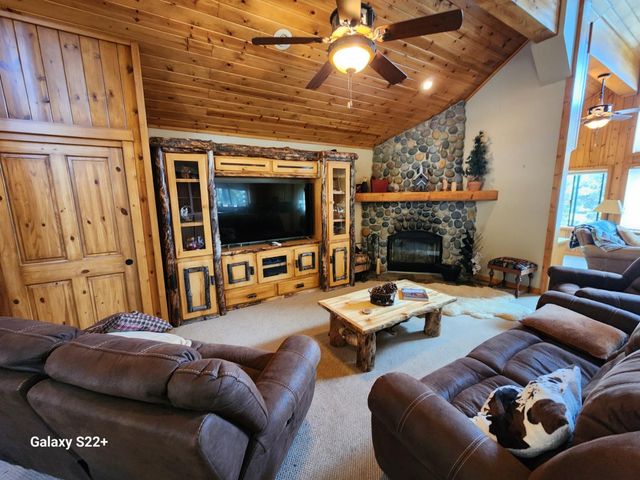 281 Bloods Ridge Rd, Bear Valley, CA 95223