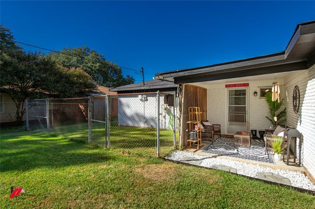 2602 Ashland Avenue, Bossier City, LA 71111