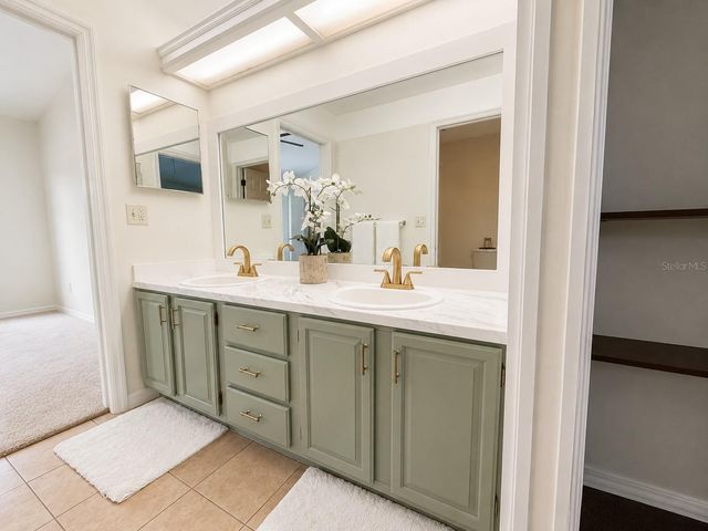 301 S BUNGALOW PARK AVENUE C, Tampa, FL 33609