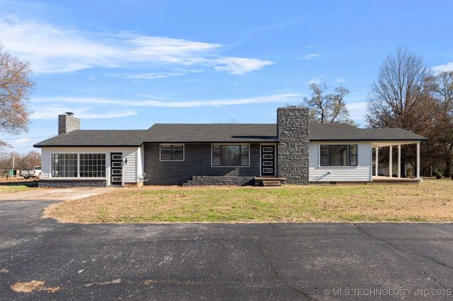 1505 East Street SW, Miami, OK 74354