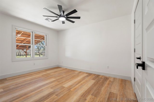 1505 East Street SW, Miami, OK 74354