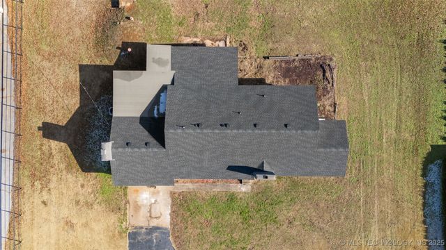 1505 East Street SW, Miami, OK 74354