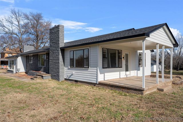 1505 East Street SW, Miami, OK 74354