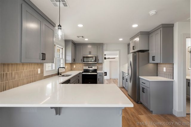 1505 East Street SW, Miami, OK 74354