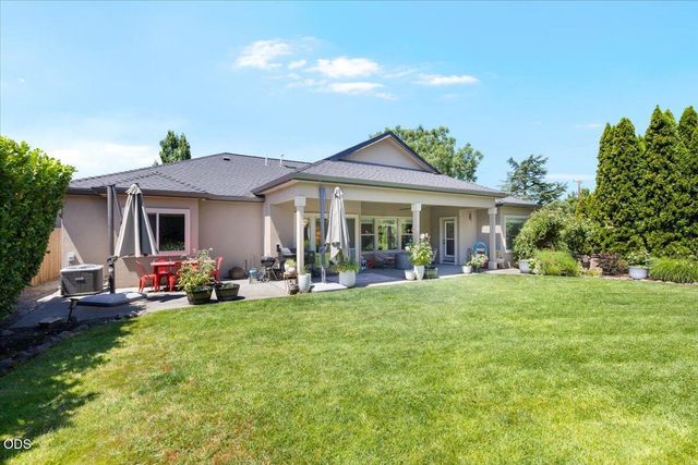 2720 Montara Drive, Medford, OR 97504