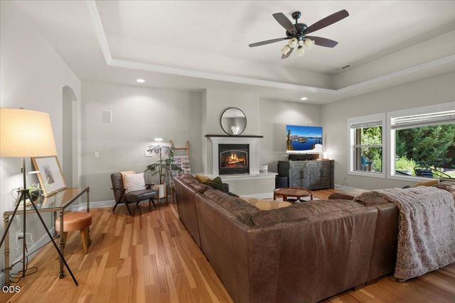 2720 Montara Drive, Medford, OR 97504