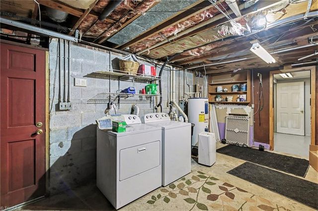 270 Oakland Avenue, Mocksville, NC 27028