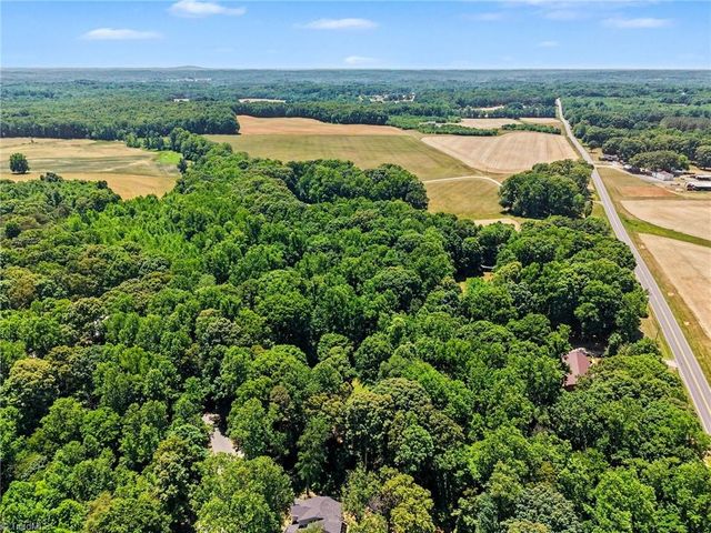 270 Oakland Avenue, Mocksville, NC 27028