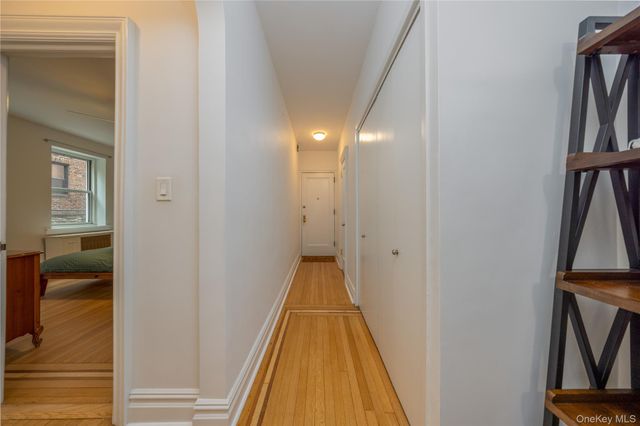 60 W Broad Street 1G, Mount Vernon, NY 10552
