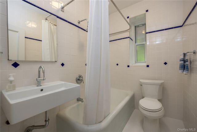 60 W Broad Street 1G, Mount Vernon, NY 10552