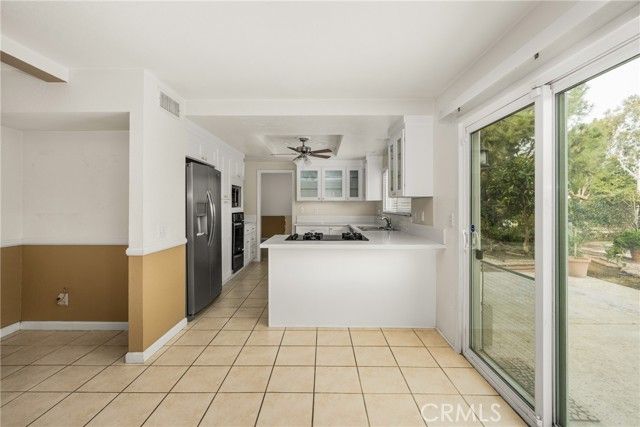 1 Red Oak, Pomona, CA 91766