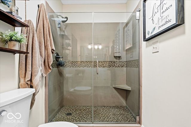 807 Coffee Tree Court, Noblesville, IN 46062