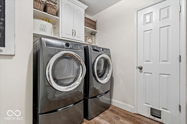 807 Coffee Tree Court, Noblesville, IN 46062