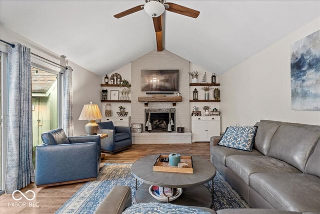 807 Coffee Tree Court, Noblesville, IN 46062