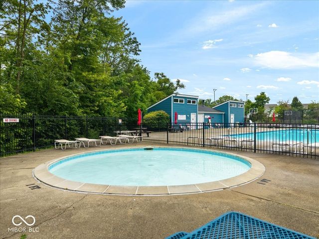 807 Coffee Tree Court, Noblesville, IN 46062