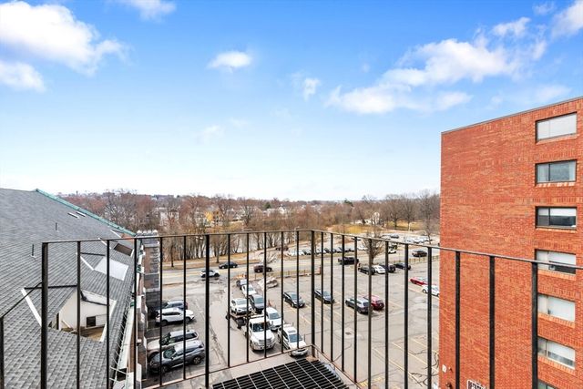 92 High Street T31, Medford, MA 02155