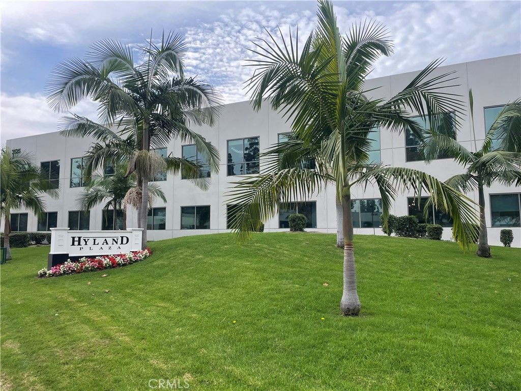 3525 Hyland 200 & 205, Costa Mesa, CA 92626 — exterior