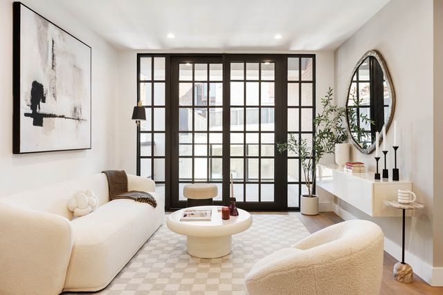 2523 Newtown Ave Apt 4E, New York City, NY 11102