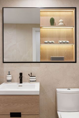 2523 Newtown Ave Apt 4E, New York City, NY 11102