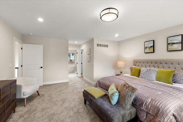 49309 Bayshore Drive, Chesterfield Twp, MI 48047