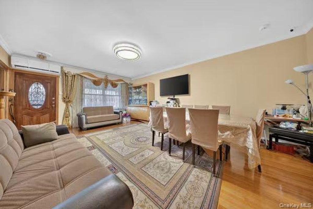 102-08 62nd Road, Forest Hills, NY 11375 — photo 5