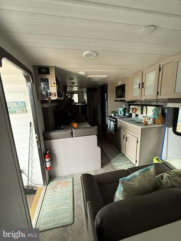 BLOCK 11 LOT 14 HOT SPRINGS AVE, Falling Waters, WV 25419