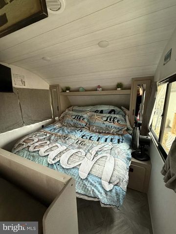 BLOCK 11 LOT 14 HOT SPRINGS AVE, Falling Waters, WV 25419