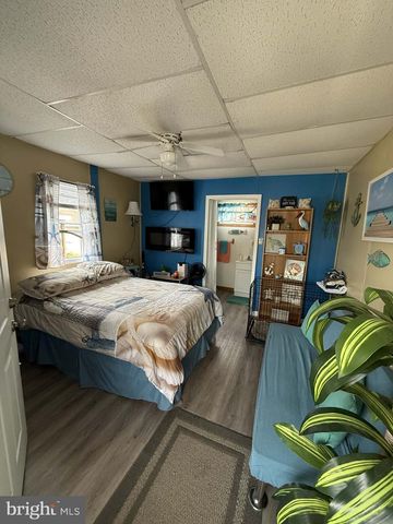 BLOCK 11 LOT 14 HOT SPRINGS AVE, Falling Waters, WV 25419