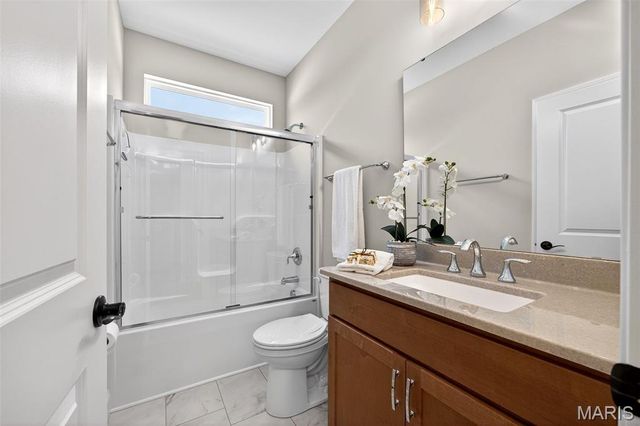 127 Columbia Meadows Lane, O'fallon, MO 63366