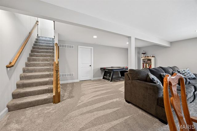 127 Columbia Meadows Lane, O'fallon, MO 63366