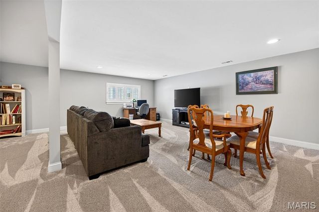 127 Columbia Meadows Lane, O'fallon, MO 63366