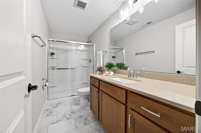 127 Columbia Meadows Lane, O'fallon, MO 63366