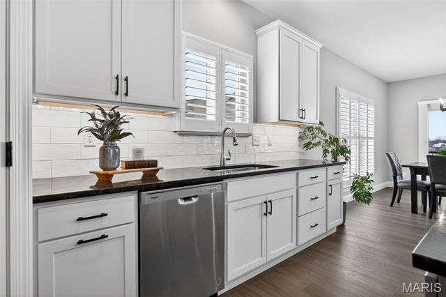 127 Columbia Meadows Lane, O'fallon, MO 63366