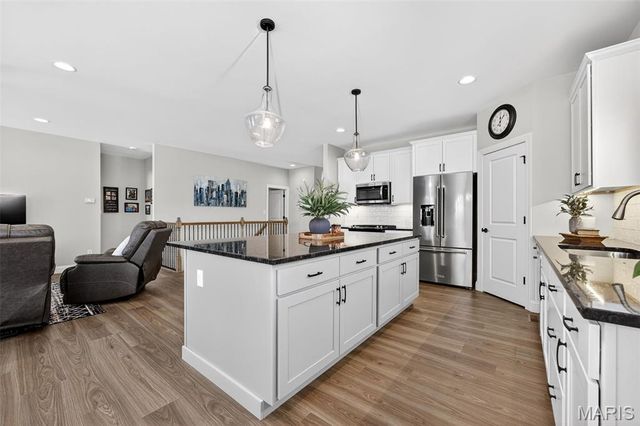 127 Columbia Meadows Lane, O'fallon, MO 63366