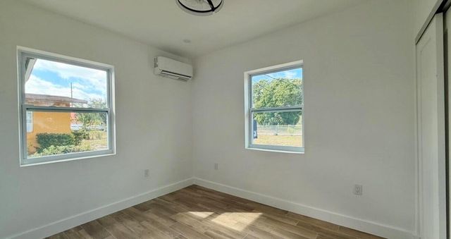 24 SW 10th Avenue, Delray Beach, FL 33444