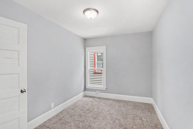 1117 Mills Street, Kalamazoo, MI 49001