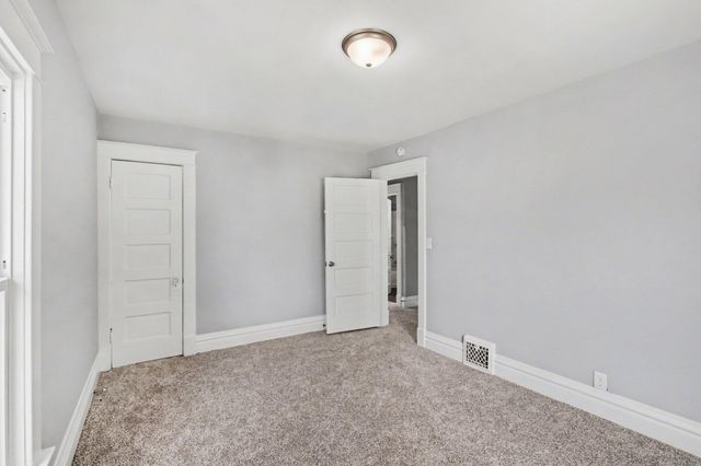 1117 Mills Street, Kalamazoo, MI 49001